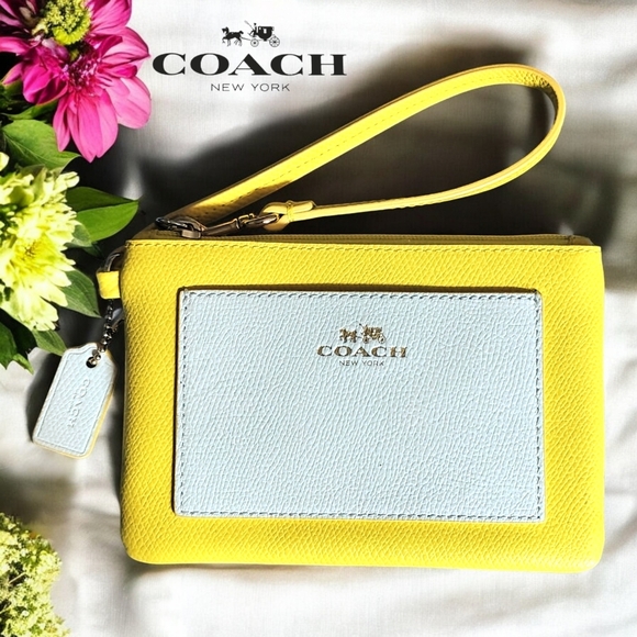Coach Handbags - Coach Color Block Wristlet